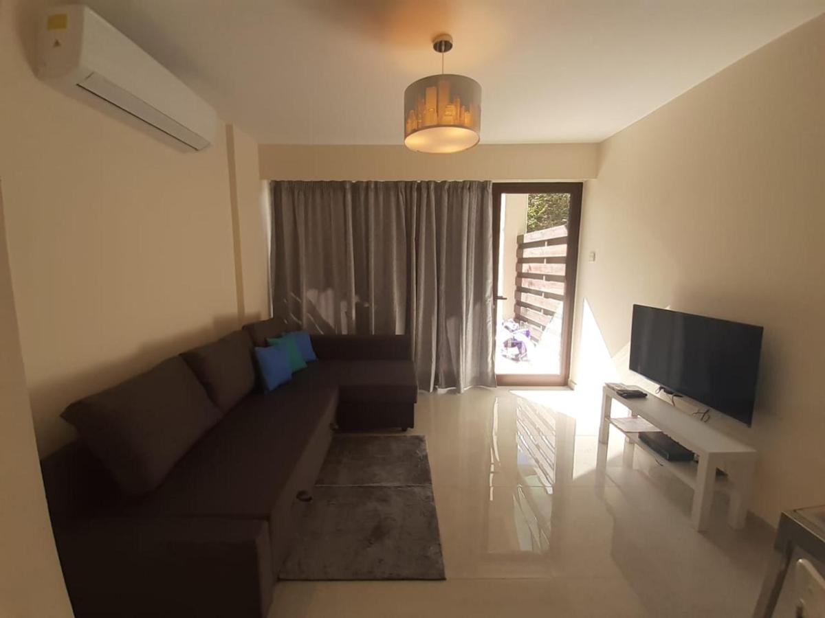 Galatex Beach Apartment Limassol Luaran gambar