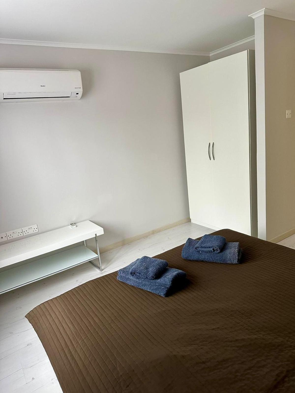 Galatex Beach Apartment Limassol Luaran gambar