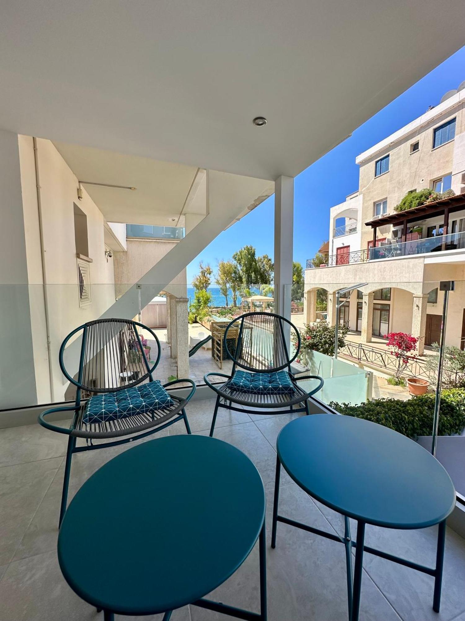Galatex Beach Apartment Limassol Luaran gambar