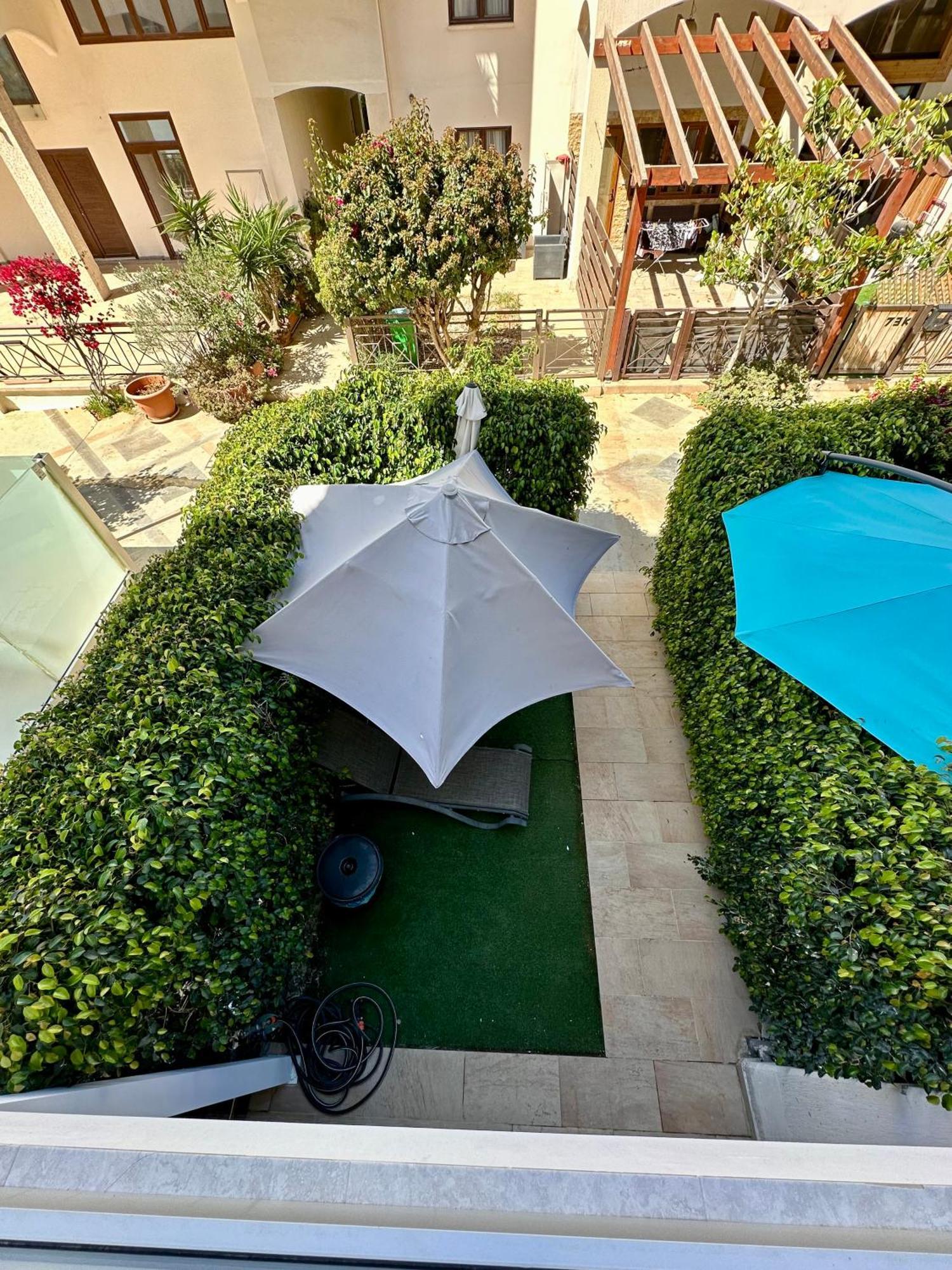 Galatex Beach Apartment Limassol Luaran gambar