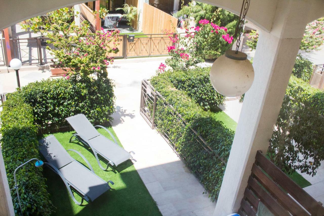 Galatex Beach Apartment Limassol Luaran gambar