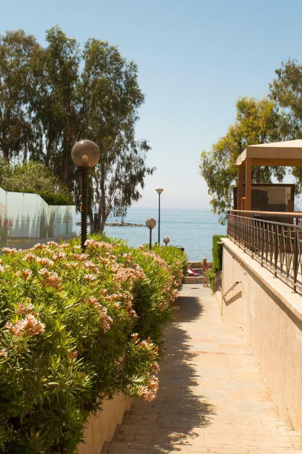 Galatex Beach Apartment Limassol Luaran gambar