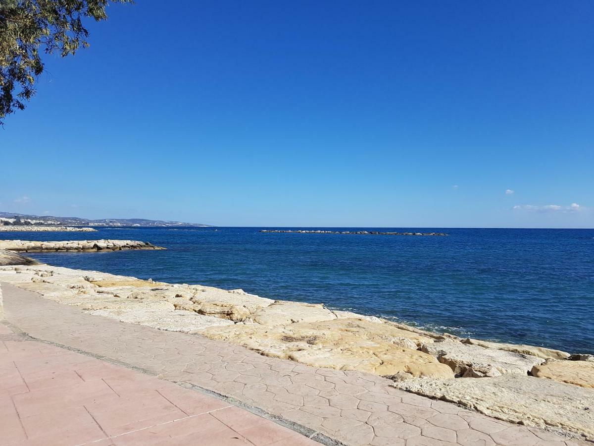 Galatex Beach Apartment Limassol Luaran gambar