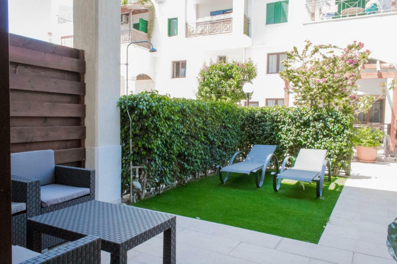 Galatex Beach Apartment Limassol Luaran gambar