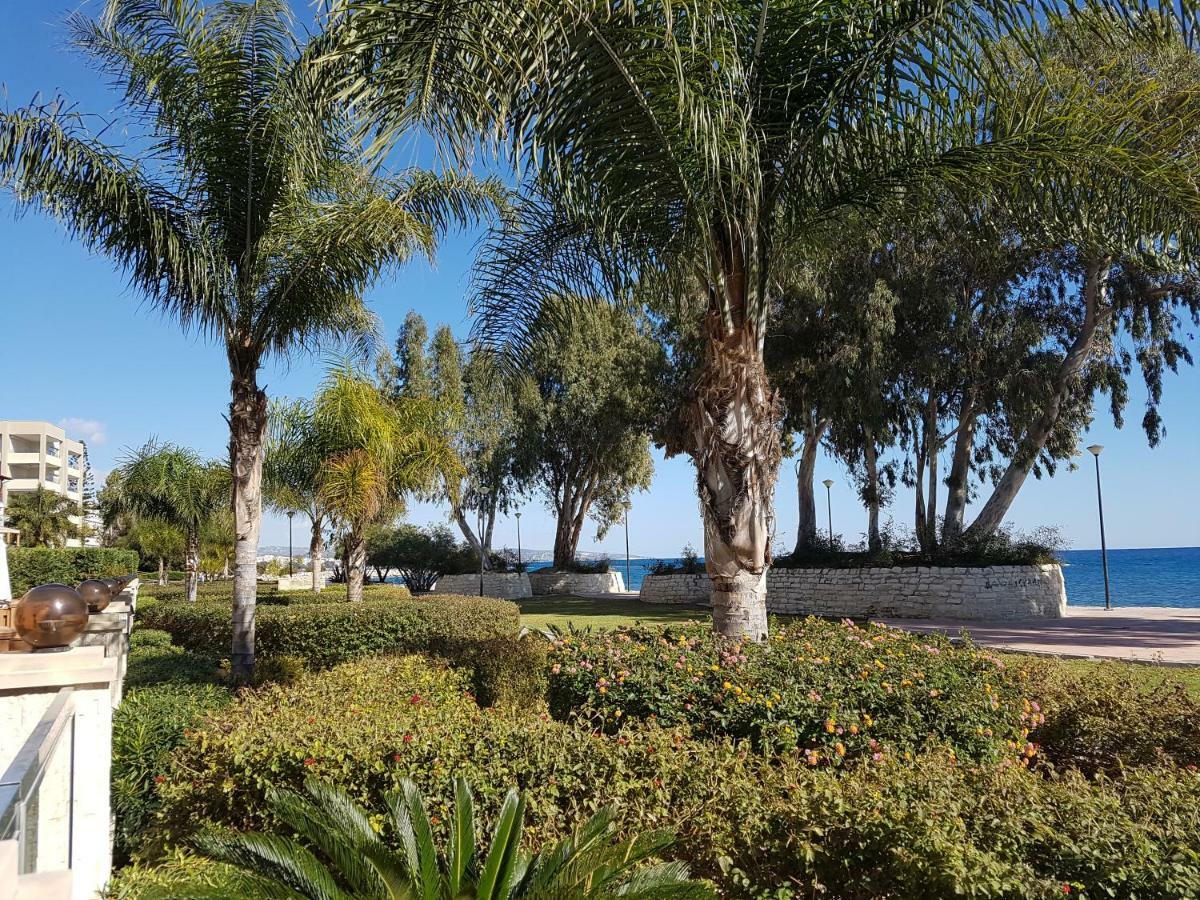 Galatex Beach Apartment Limassol Luaran gambar